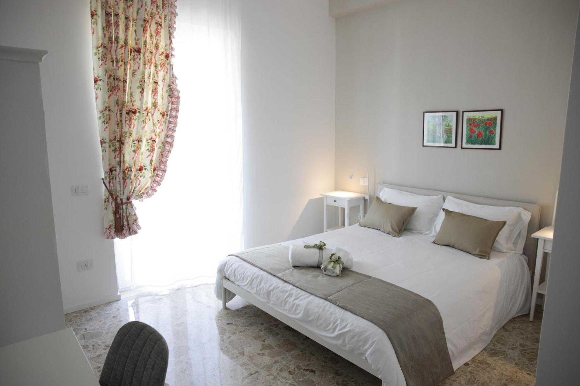 Diana Home - Rooms And Suite Caserta Buitenkant foto