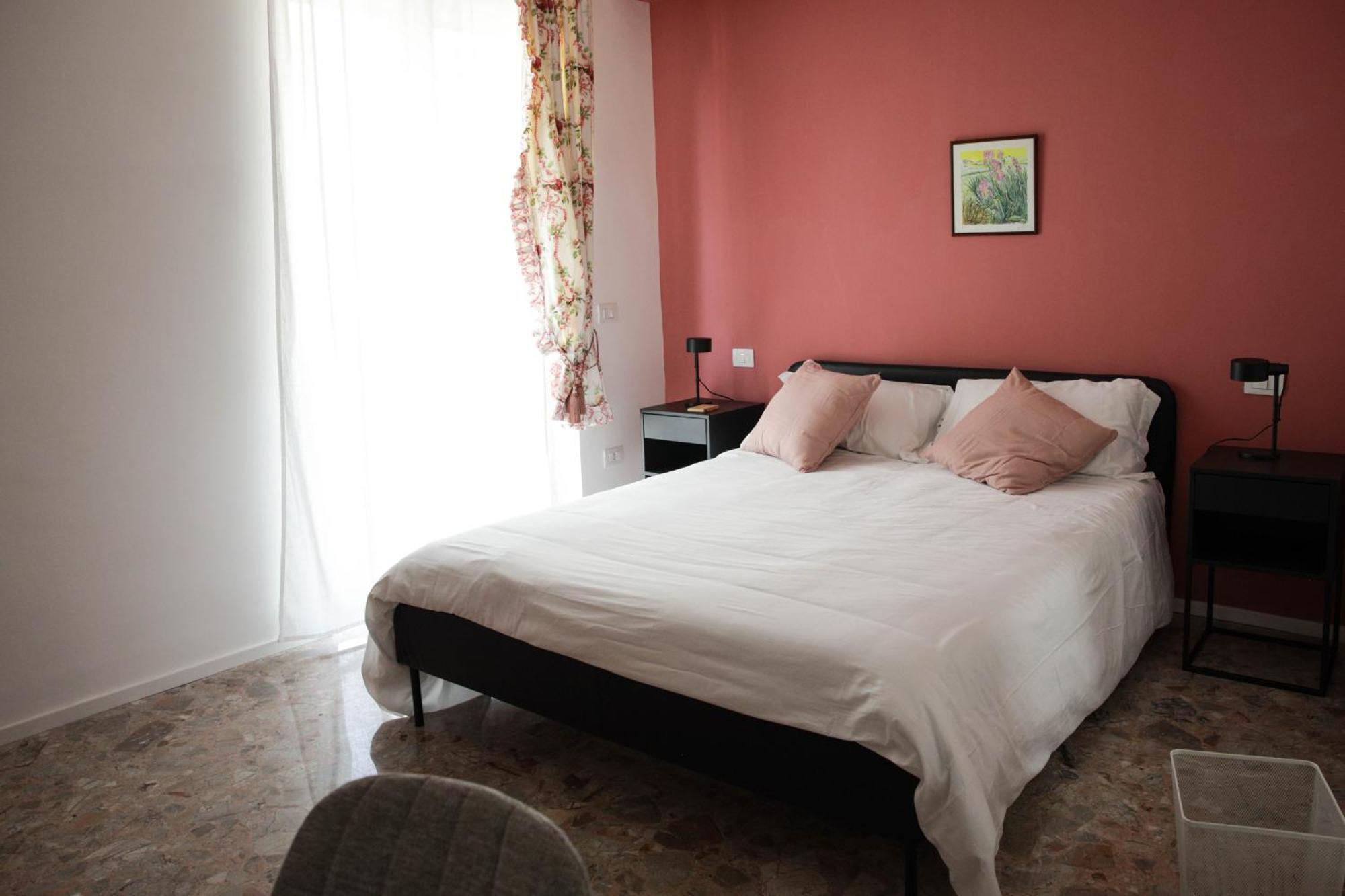 Diana Home - Rooms And Suite Caserta Buitenkant foto