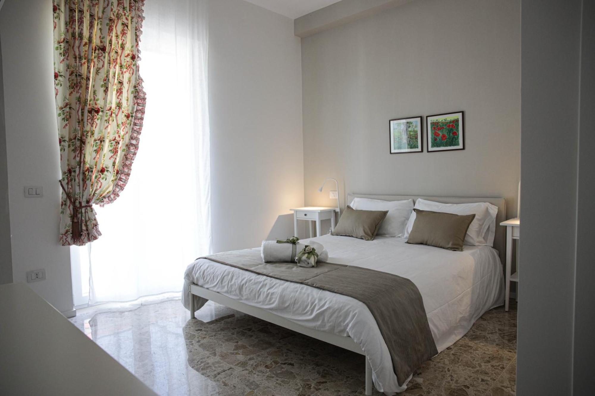 Diana Home - Rooms And Suite Caserta Buitenkant foto